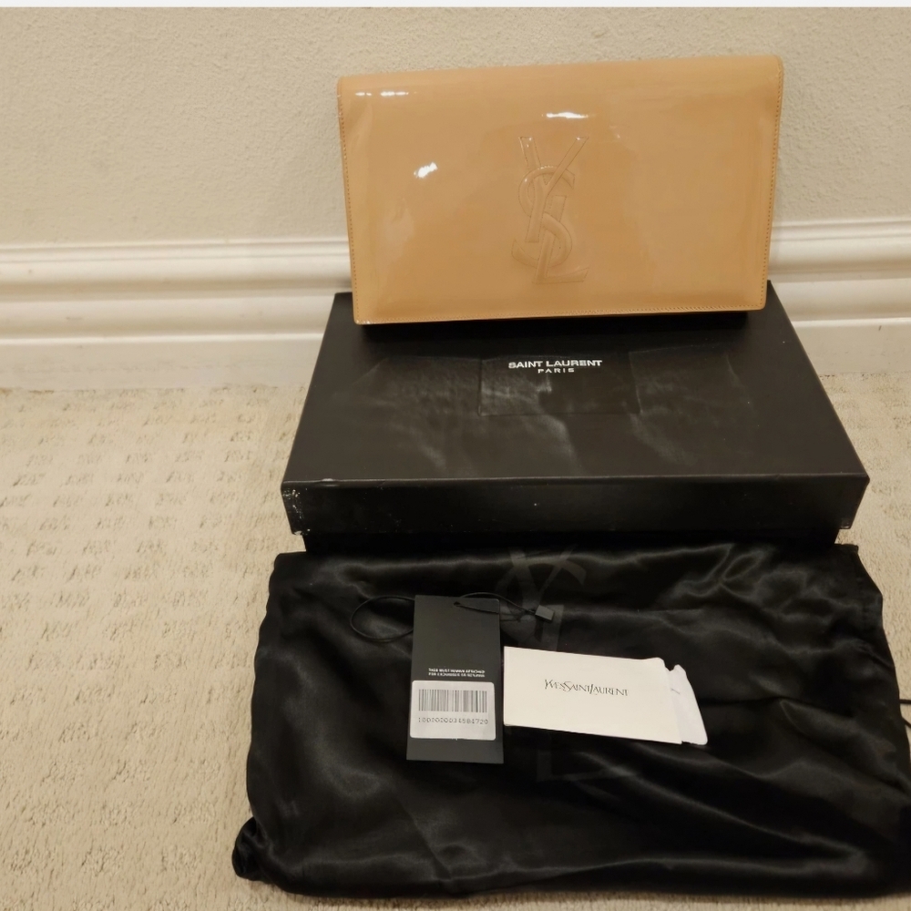 YSL Bell Du Jour Patent Leather Clutch - Nude